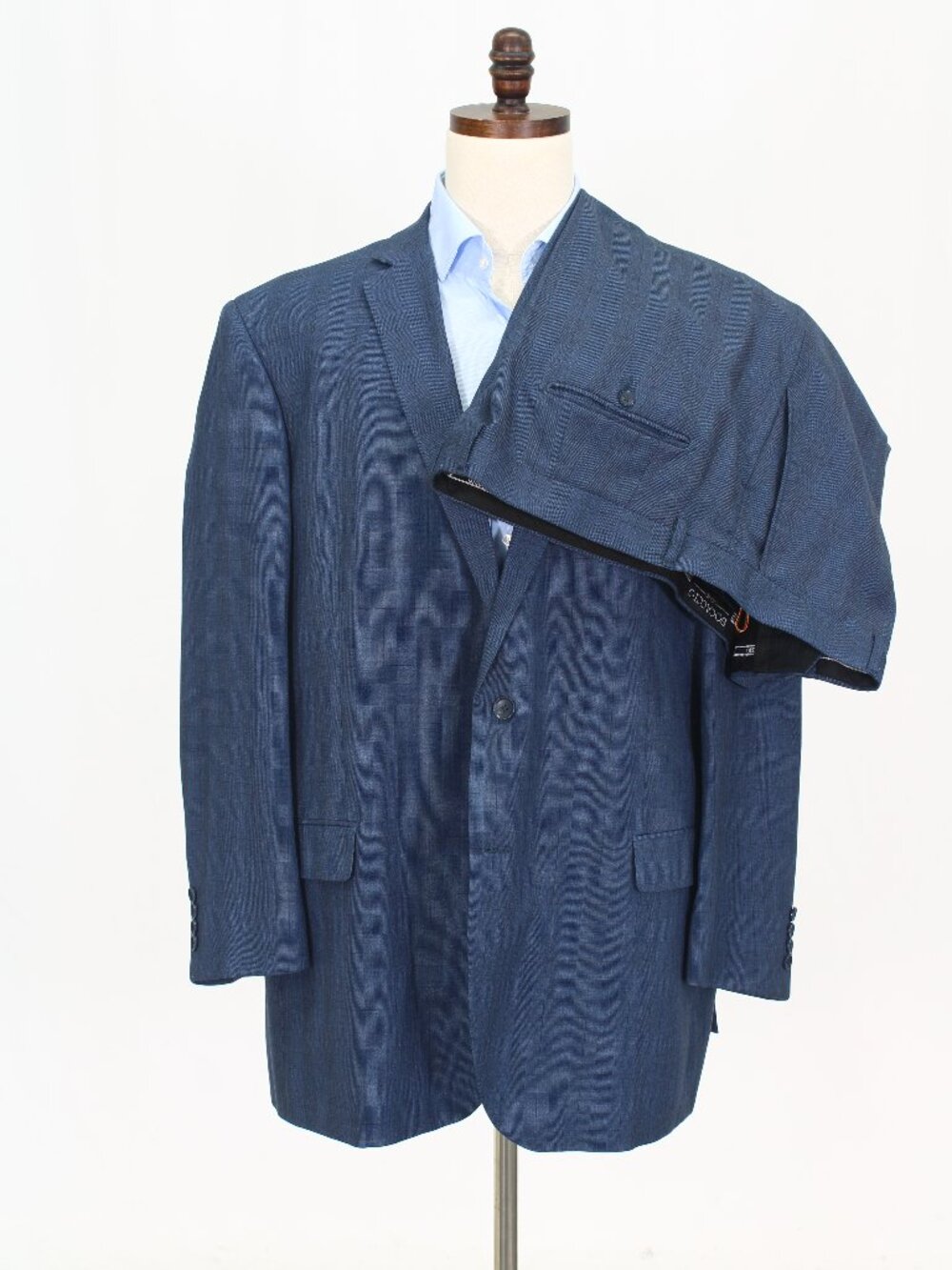 Bocaccio 54L 46x26 Blue Full Suit 2-Button Check R923